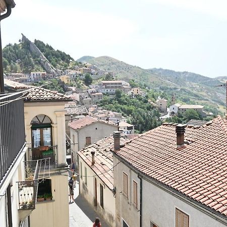 B&B La Margherita Пьетрапертоза Экстерьер фото
