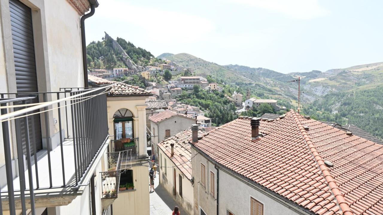 B&B La Margherita Пьетрапертоза Экстерьер фото